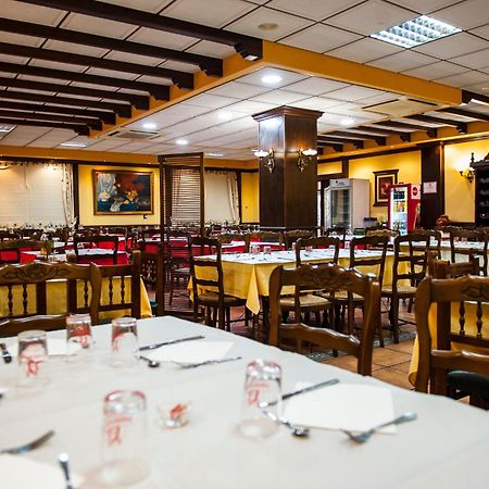 Hostal Las Palomas لوسينا المظهر الخارجي الصورة